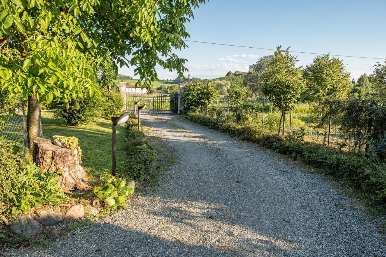 Villa Curte Nicia Nizza Monferrato Buitenkant foto