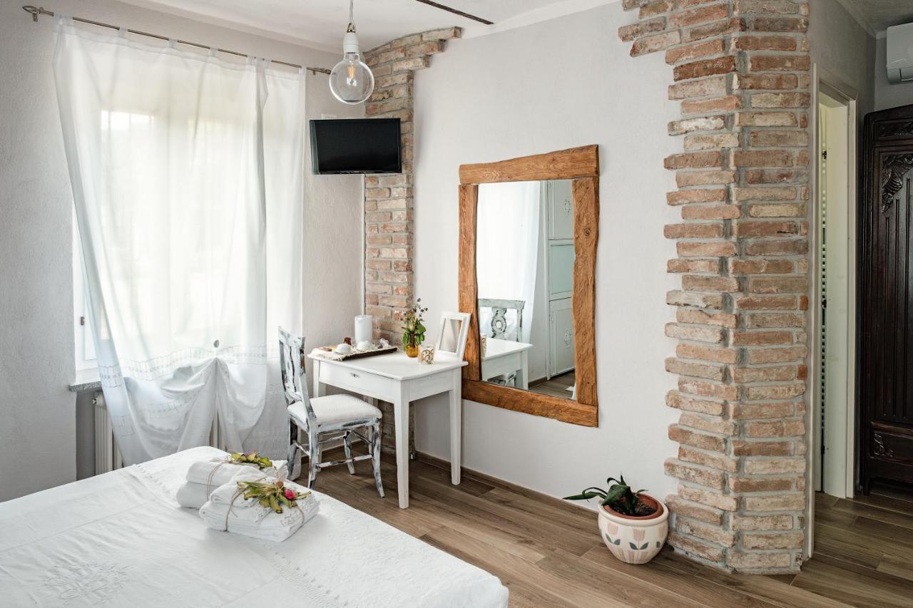 Villa Curte Nicia Nizza Monferrato Buitenkant foto