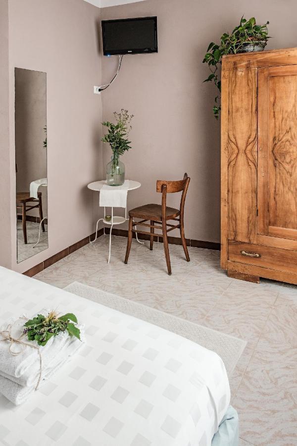 Villa Curte Nicia Nizza Monferrato Buitenkant foto